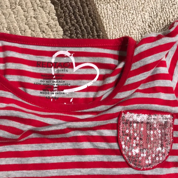 Girls Red Tag Girls Long Sleeve Tee - Picture 3 of 4